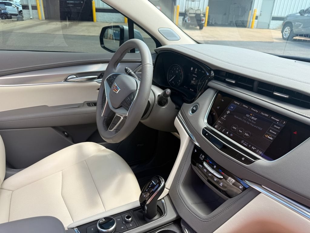 2026 Cadillac XT5 Premium Luxury