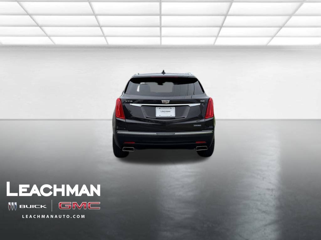 2018 Cadillac XT5 Luxury FWD