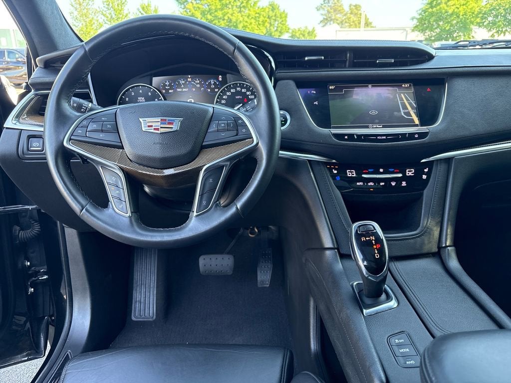 2017 Cadillac XT5 Platinum AWD