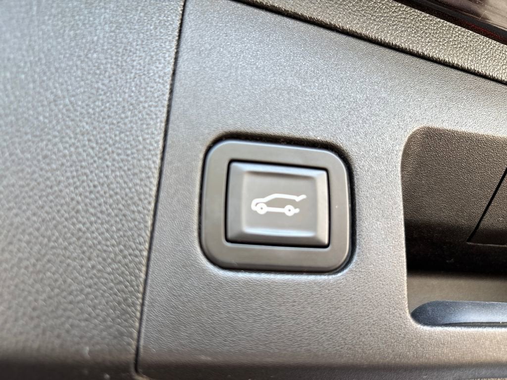 2017 Cadillac XT5 Platinum AWD