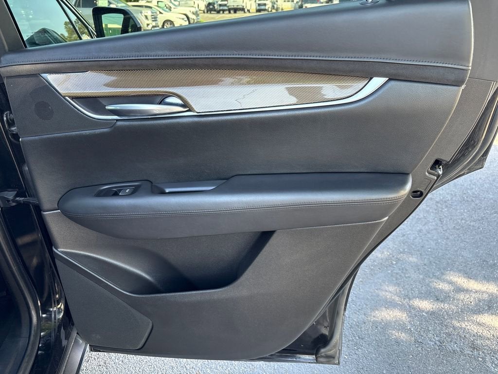 2017 Cadillac XT5 Platinum AWD