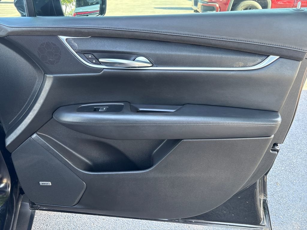 2017 Cadillac XT5 Platinum AWD