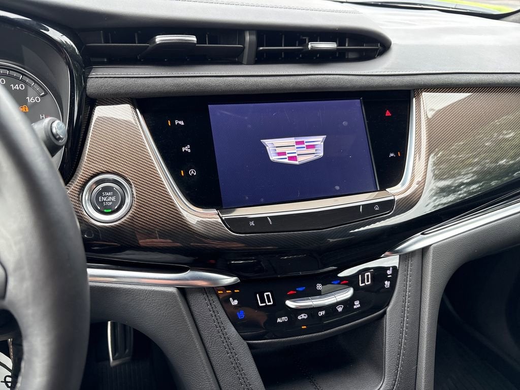 2025 Cadillac XT6 Sport