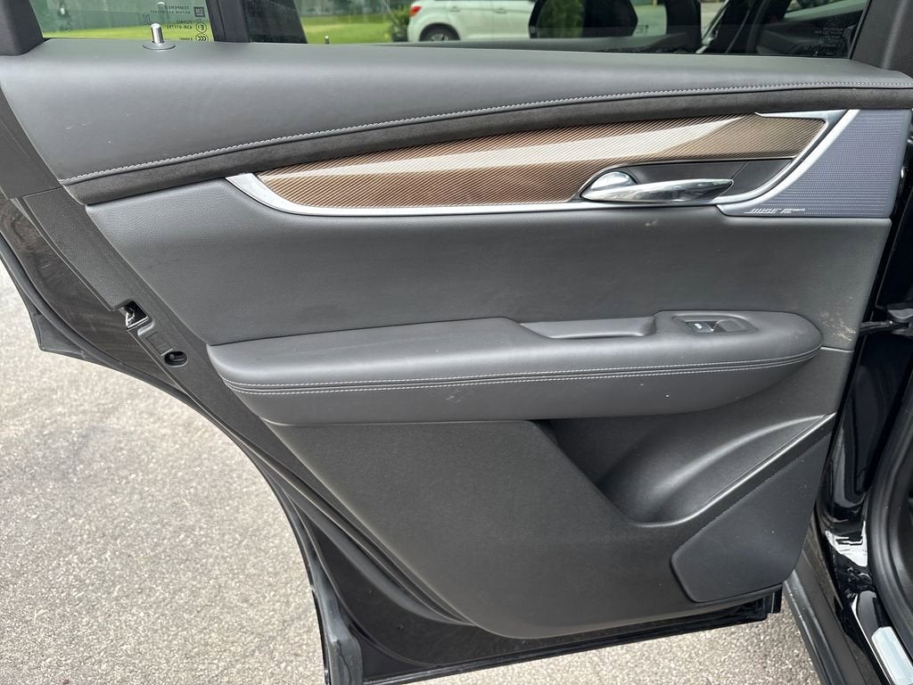 2025 Cadillac XT6 Sport