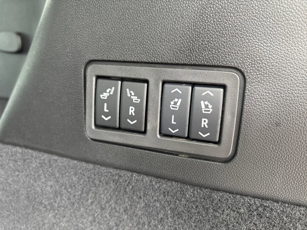 2025 Cadillac XT6 Sport