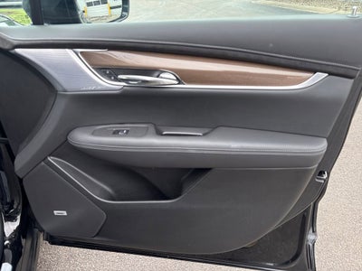 2025 Cadillac XT6 Sport