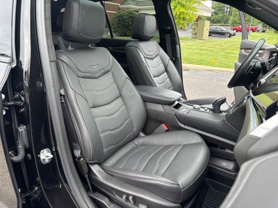2025 Cadillac XT6 Sport