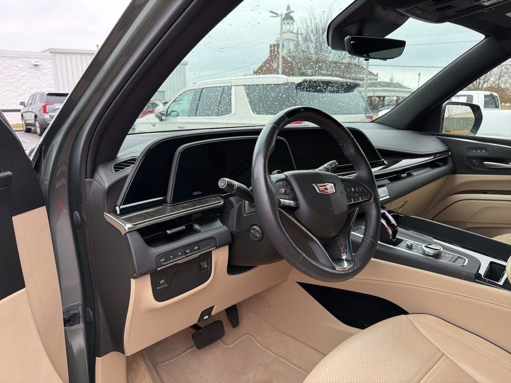 2023 Cadillac Escalade Premium Luxury