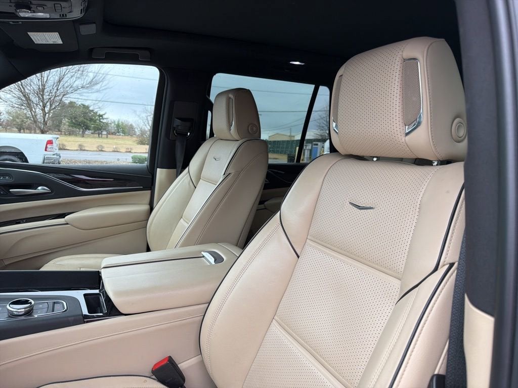 2023 Cadillac Escalade Premium Luxury