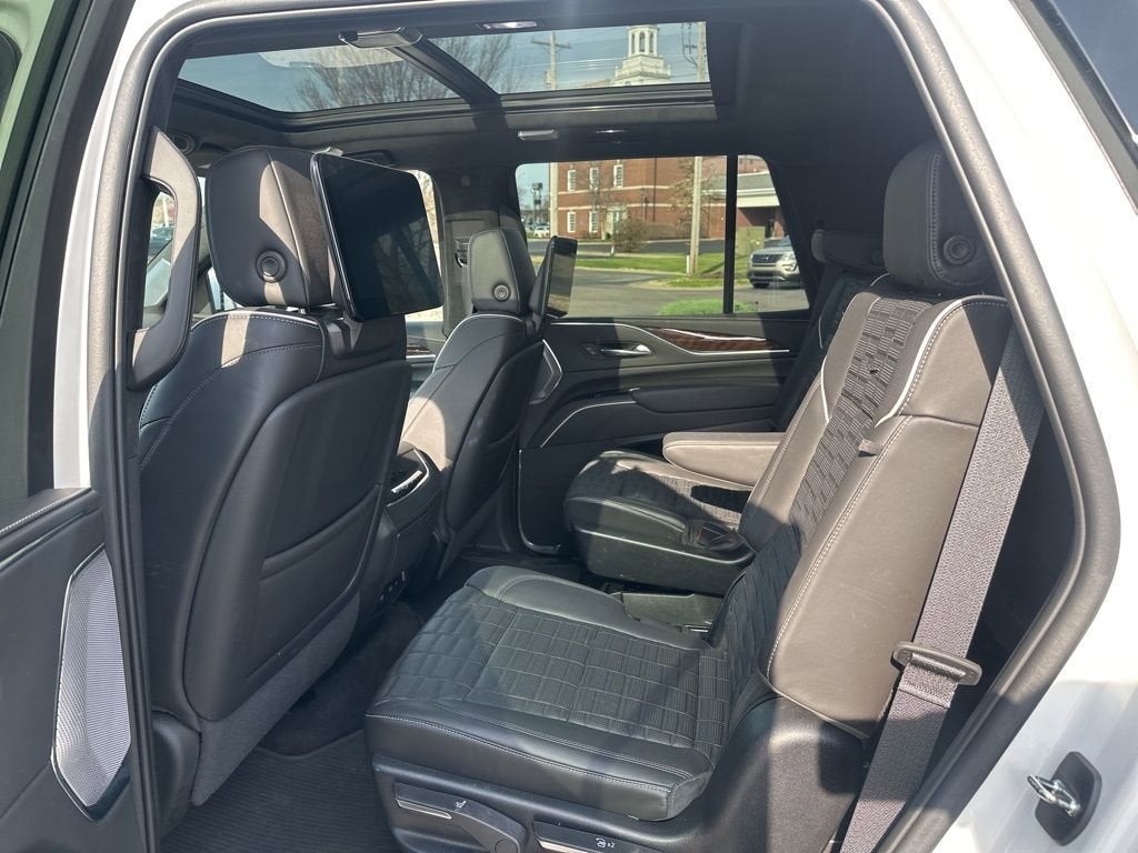 2023 Cadillac Escalade Premium Luxury Platinum