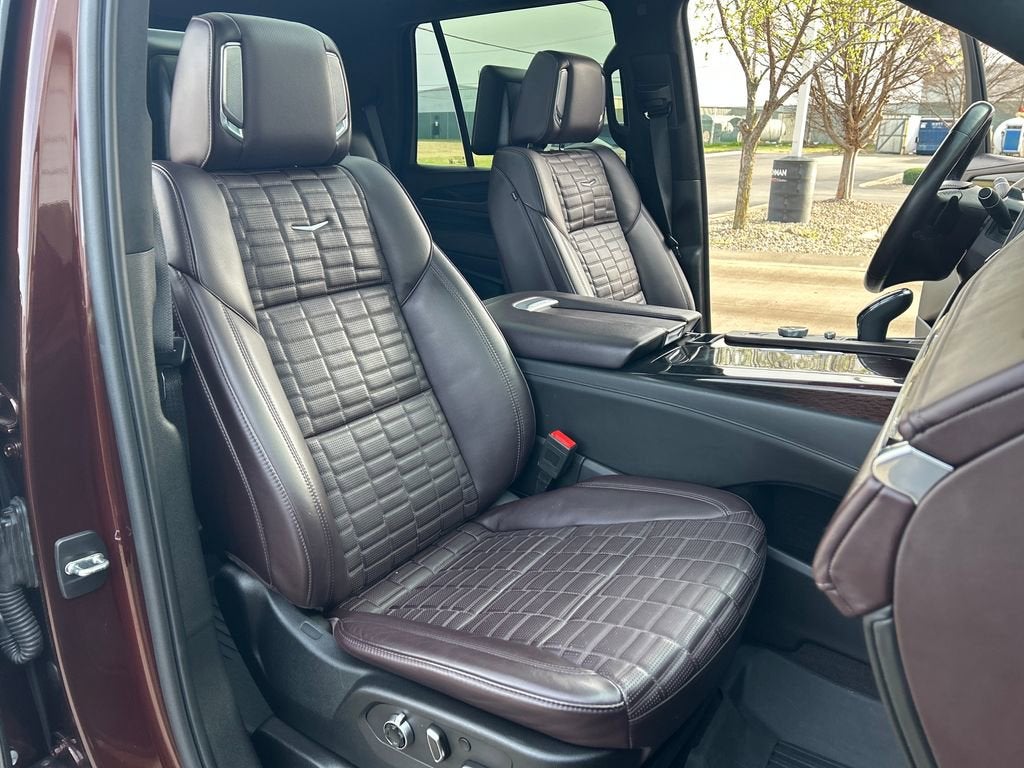 2023 Cadillac Escalade Sport Platinum