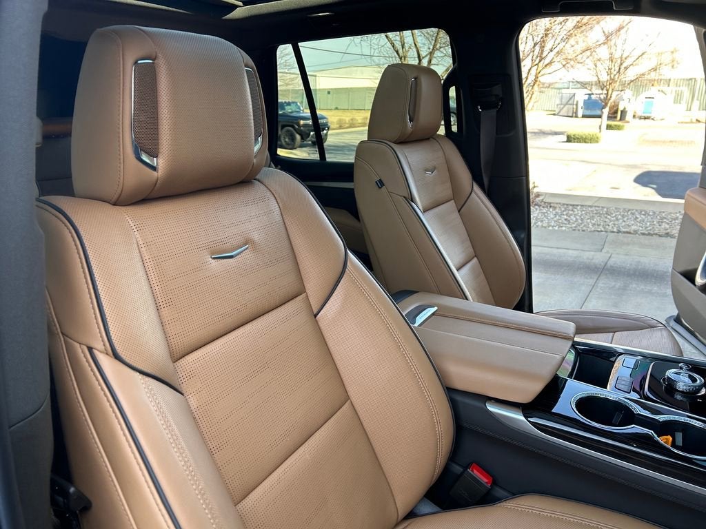 2026 Cadillac Escalade Luxury