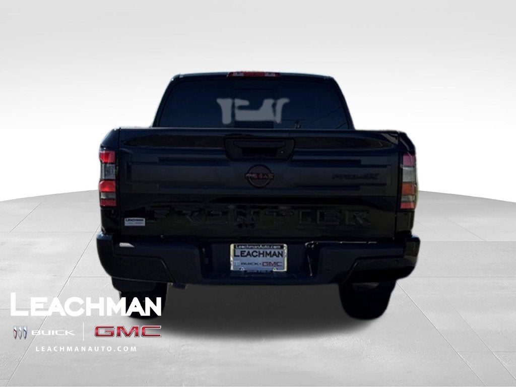 2025 Nissan Frontier Crew Cab PRO-4X 4x4