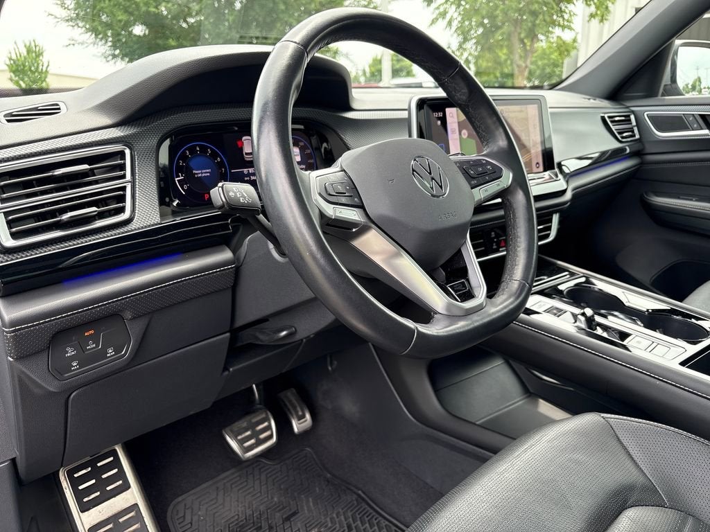 2024 Volkswagen Atlas Cross Sport 2.0T SEL R-Line
