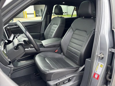 2024 Volkswagen Atlas Cross Sport 2.0T SEL R-Line
