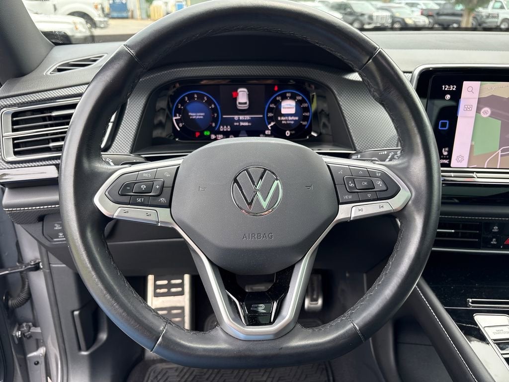 2024 Volkswagen Atlas Cross Sport 2.0T SEL R-Line