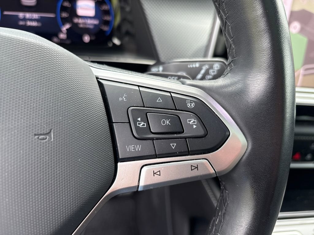 2024 Volkswagen Atlas Cross Sport 2.0T SEL R-Line