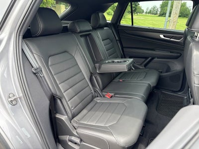 2024 Volkswagen Atlas Cross Sport 2.0T SEL R-Line
