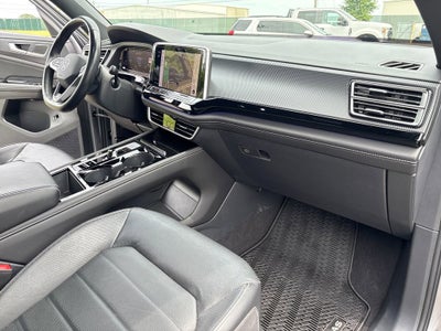 2024 Volkswagen Atlas Cross Sport 2.0T SEL R-Line