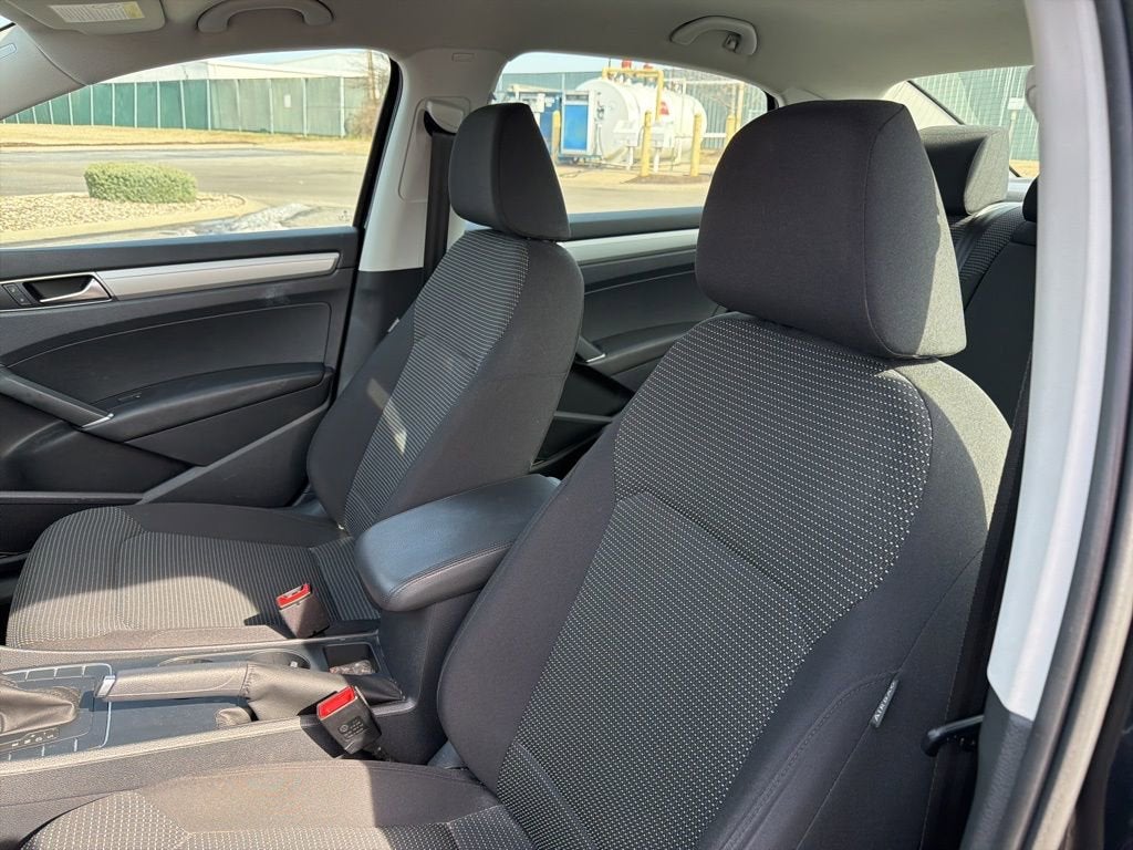 2017 Volkswagen Passat 1.8T S