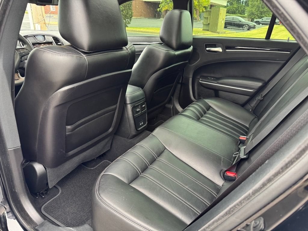 2022 Chrysler 300 S