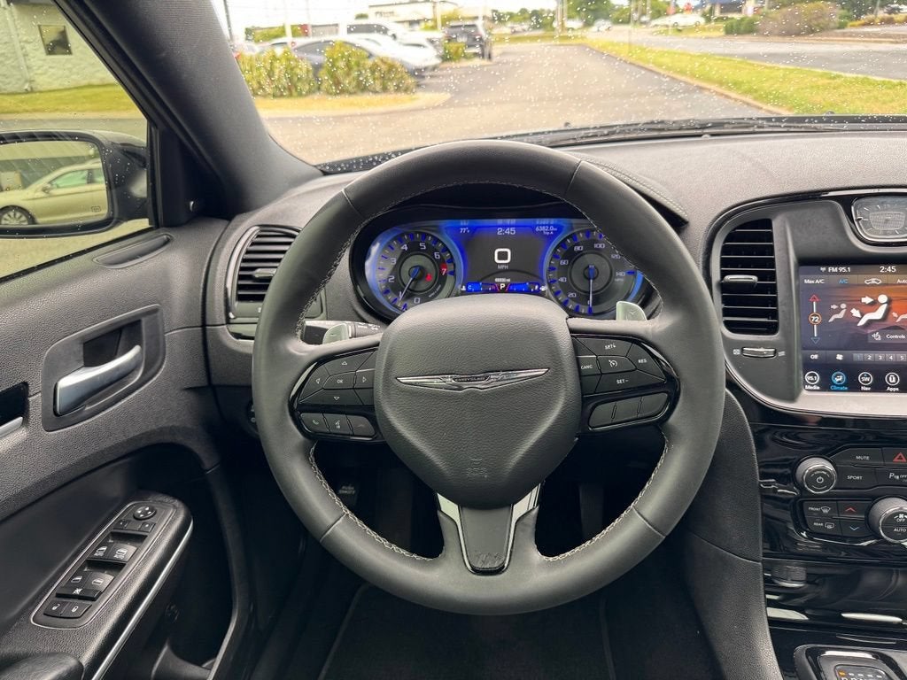 2022 Chrysler 300 S