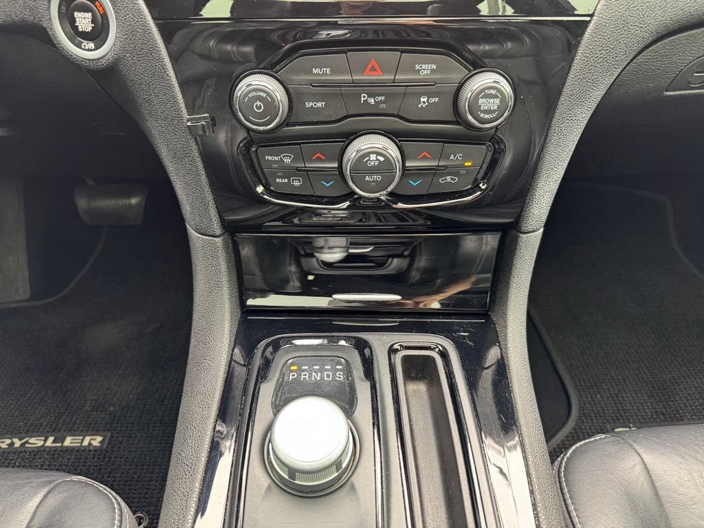2022 Chrysler 300 S