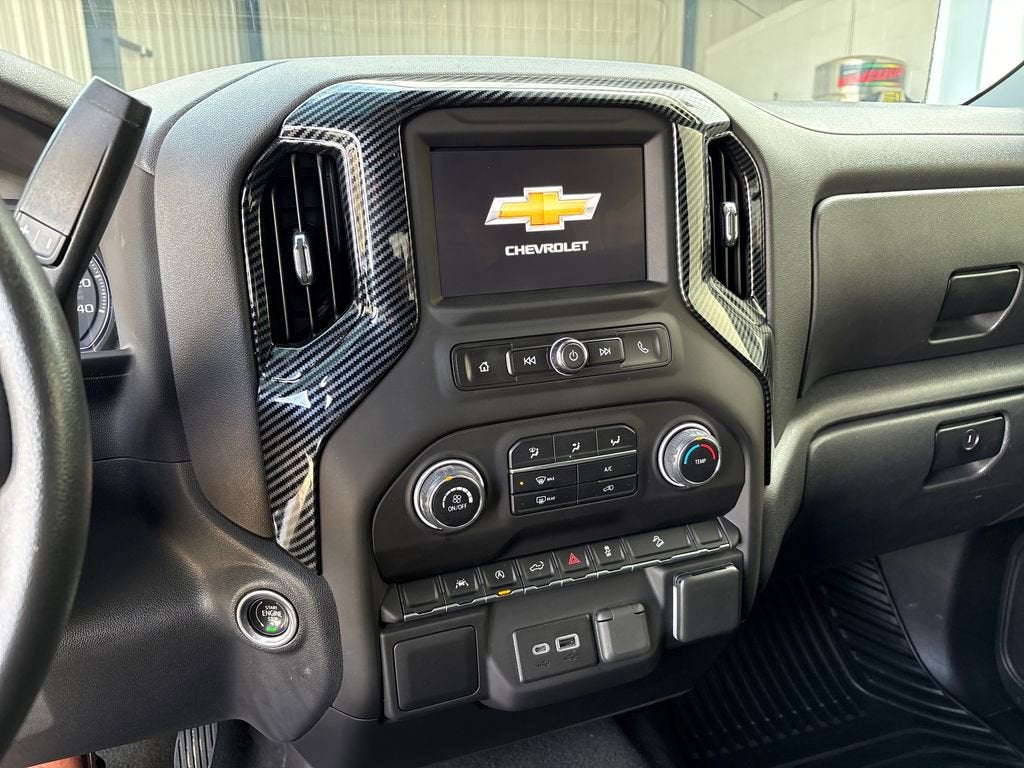 2022 Chevrolet Silverado 1500 Custom Trail Boss