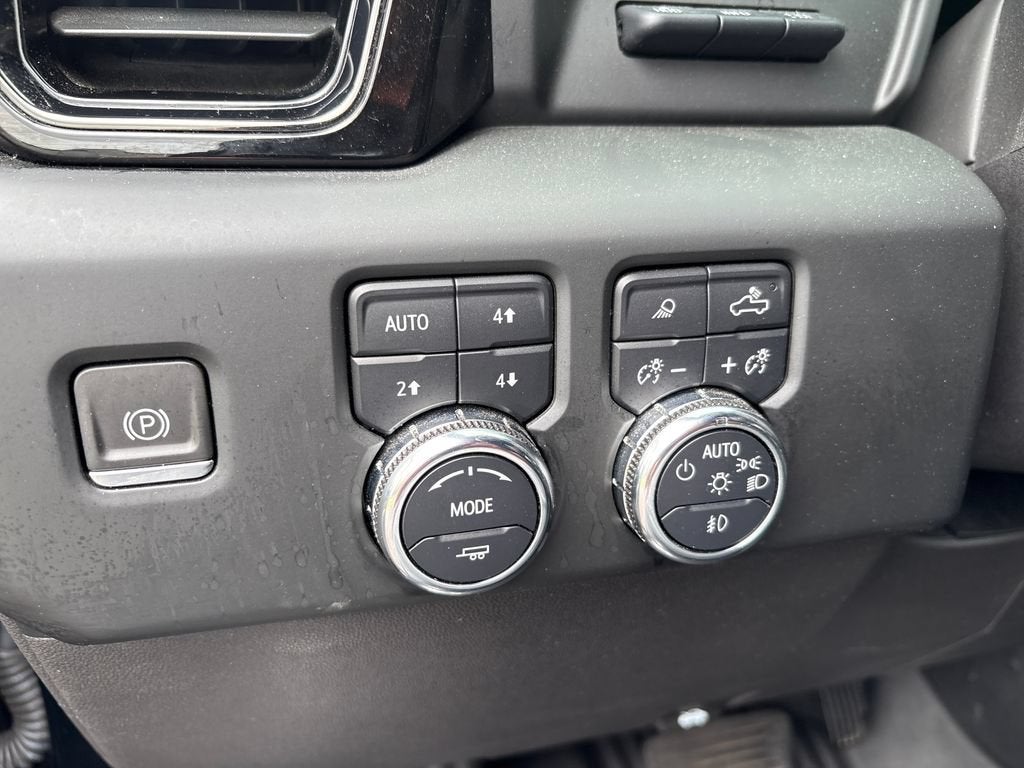 2023 GMC Sierra 1500 AT4X