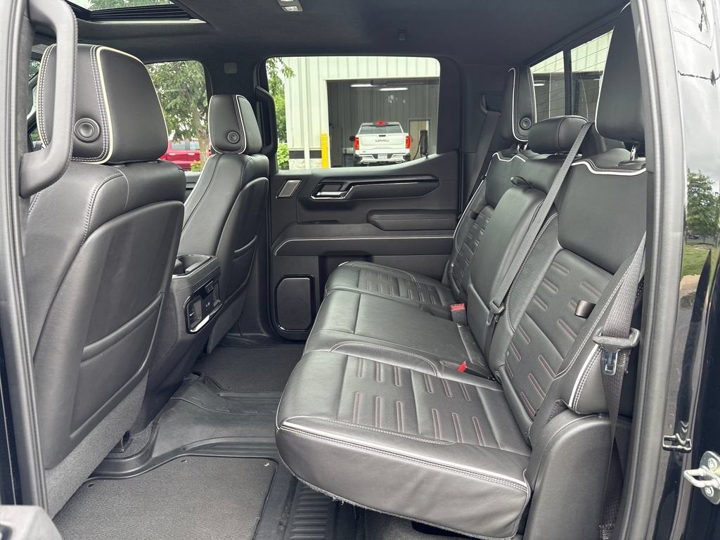 2023 GMC Sierra 1500 AT4X