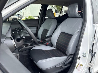 2023 Nissan Kicks SR Xtronic CVT