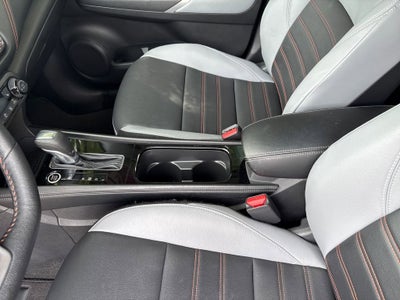 2023 Nissan Kicks SR Xtronic CVT