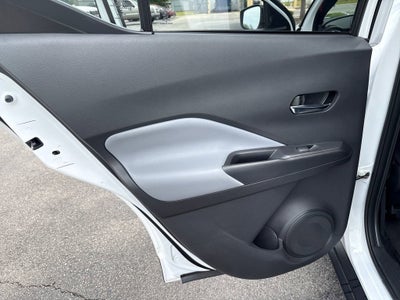 2023 Nissan Kicks SR Xtronic CVT