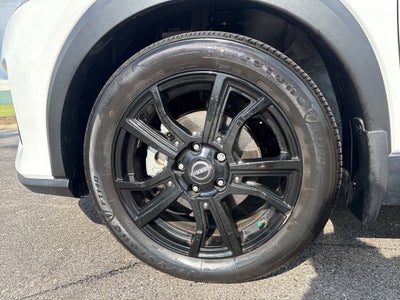2023 Nissan Kicks SR Xtronic CVT