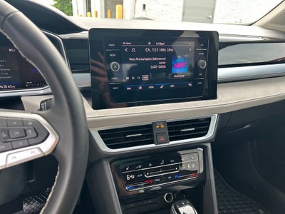 2025 Volkswagen Taos SE