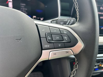 2025 Volkswagen Taos SE