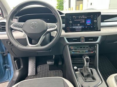 2025 Volkswagen Taos SE