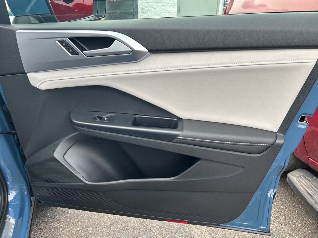 2025 Volkswagen Taos SE