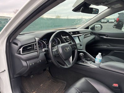 2019 Toyota CAMRY SE