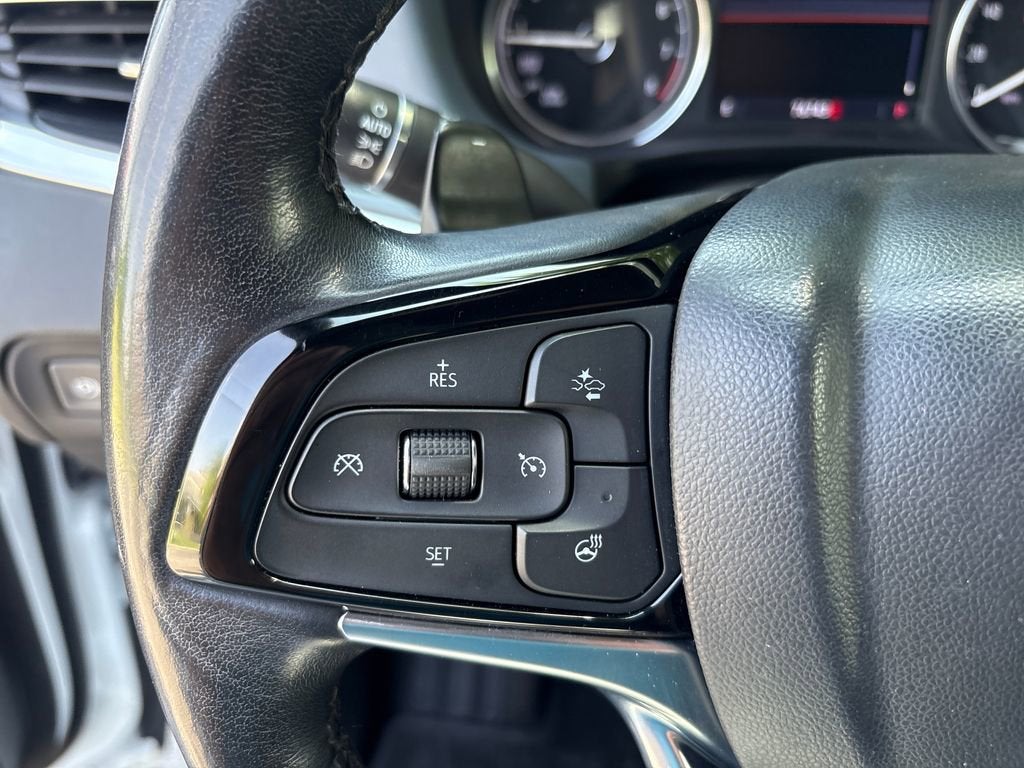2022 Buick Enclave Essence
