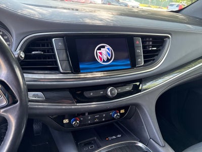 2022 Buick Enclave Essence
