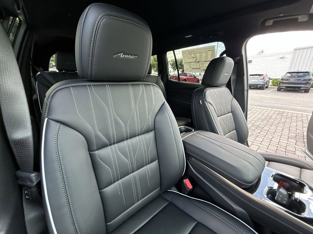 2025 Buick Enclave Avenir