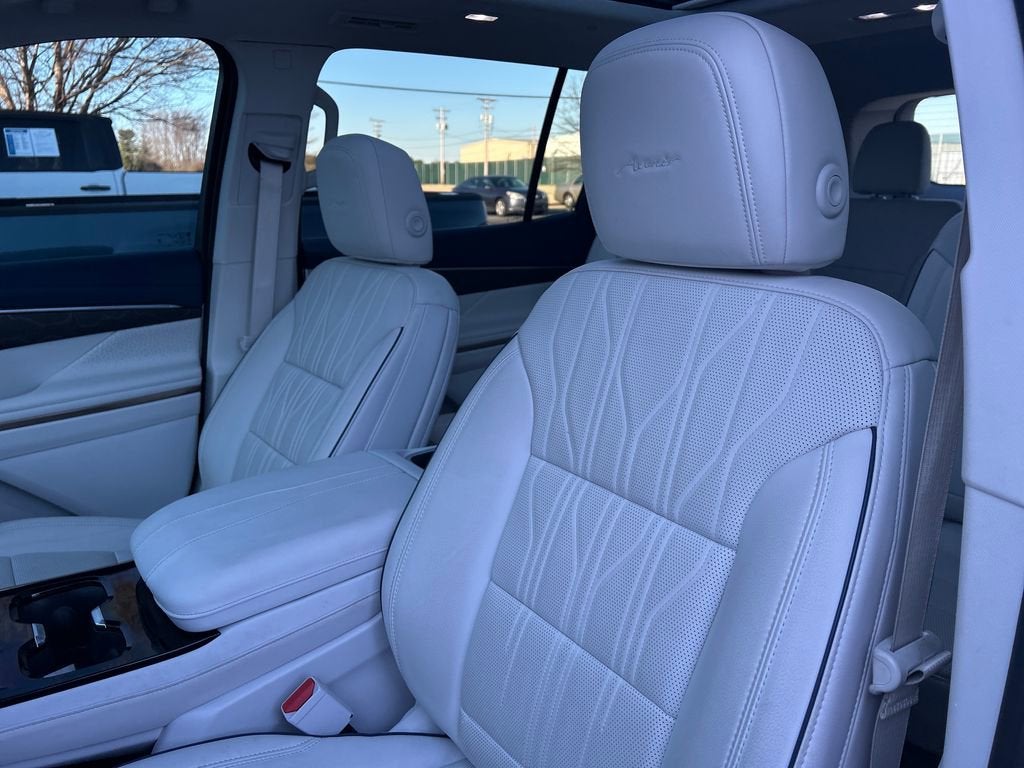 2025 Buick Enclave Avenir