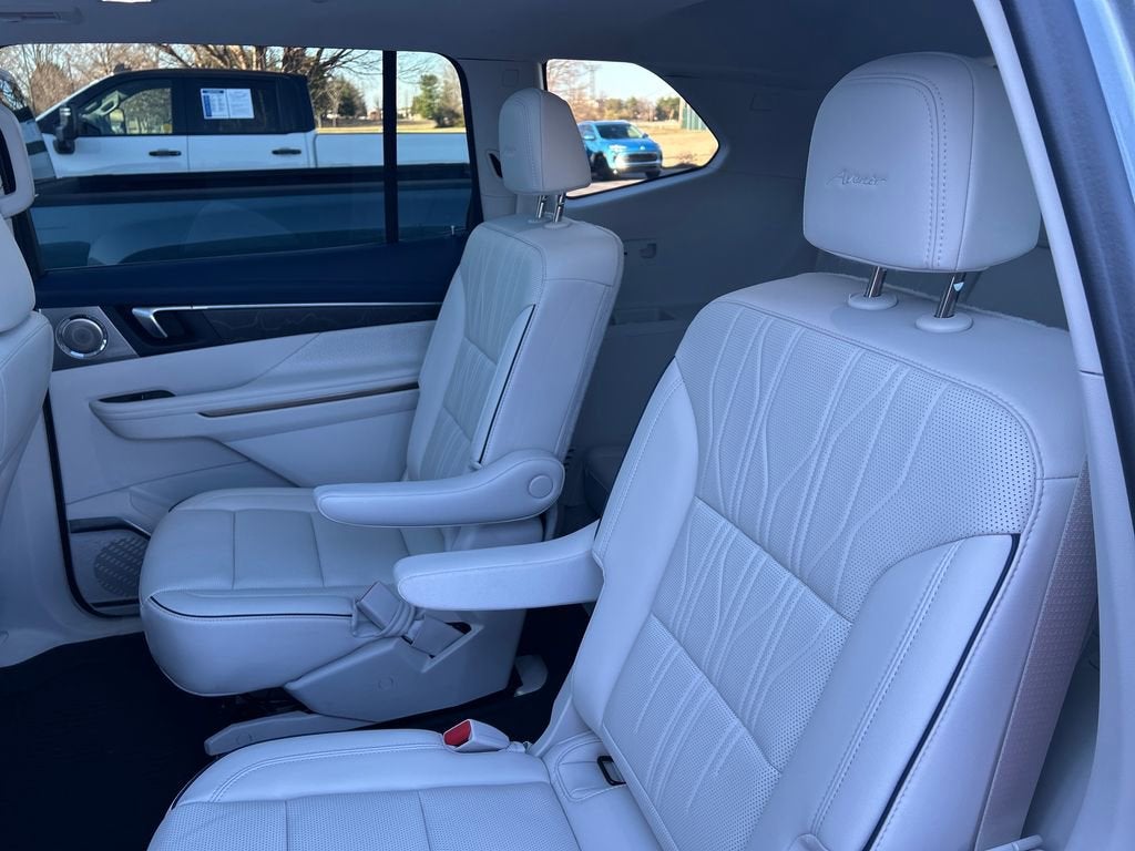 2025 Buick Enclave Avenir