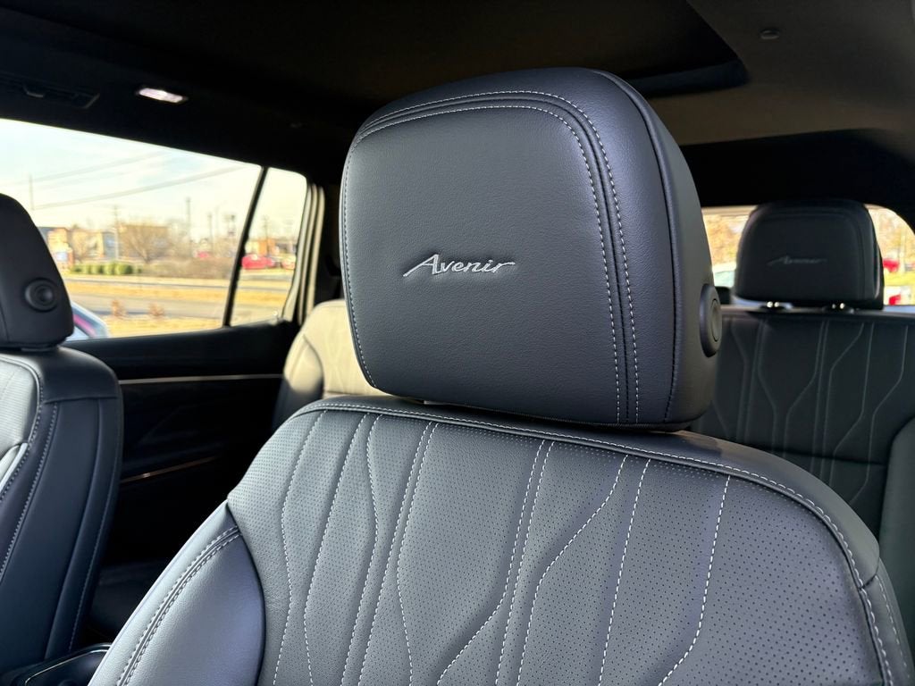 2025 Buick Enclave Avenir