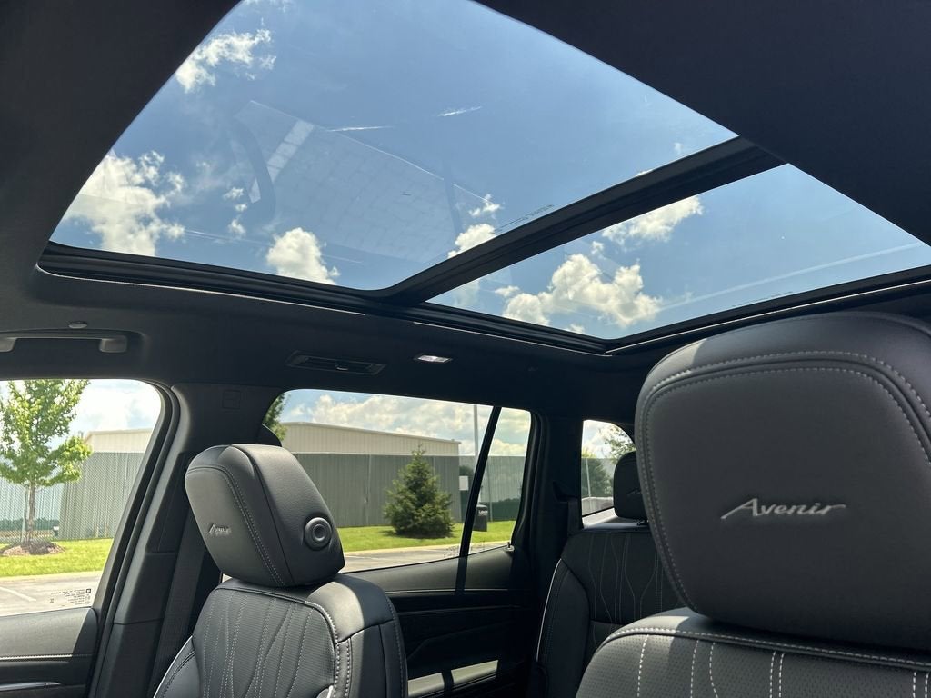 2025 Buick Enclave Avenir