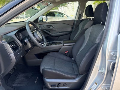 2021 Nissan Rogue SV FWD