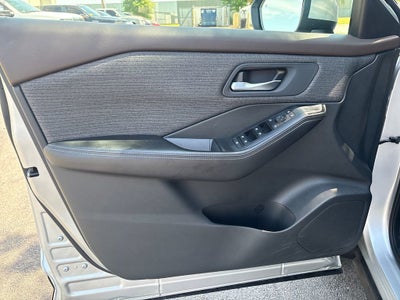 2021 Nissan Rogue SV FWD