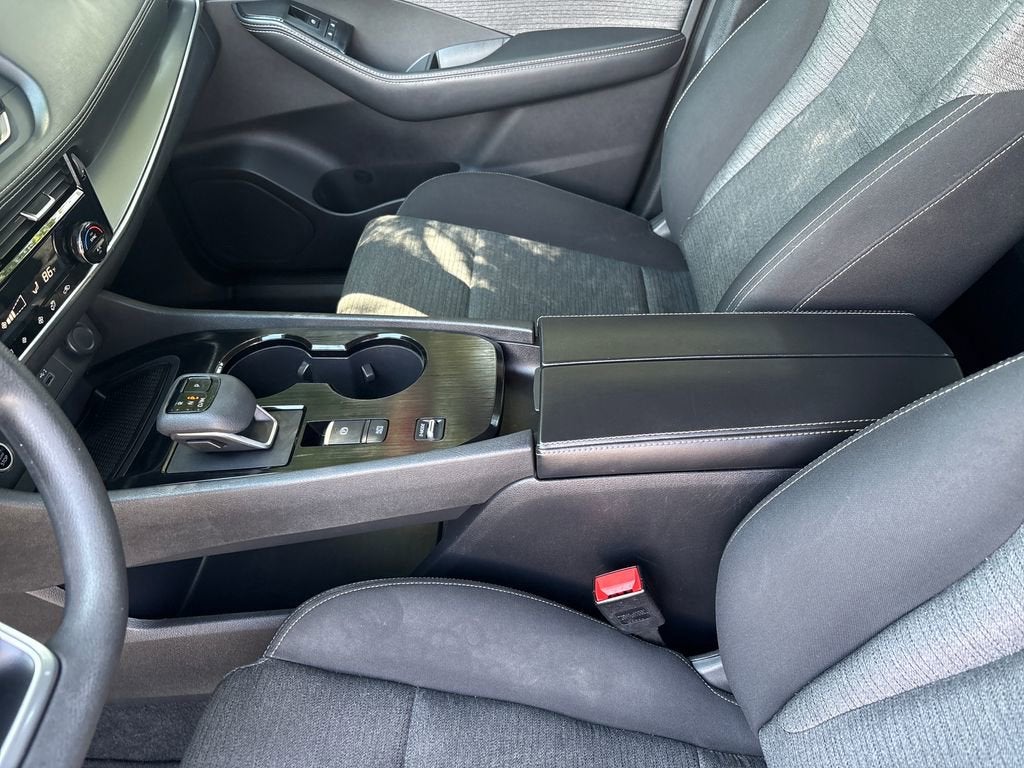 2021 Nissan Rogue SV FWD