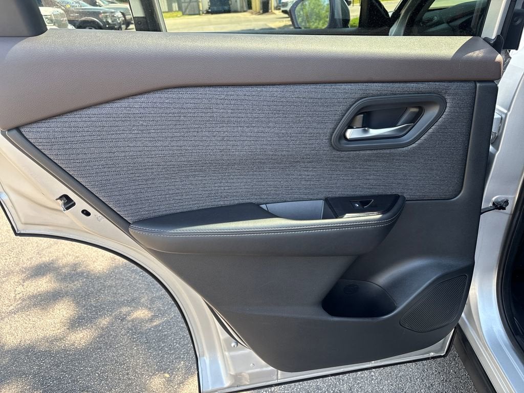 2021 Nissan Rogue SV FWD